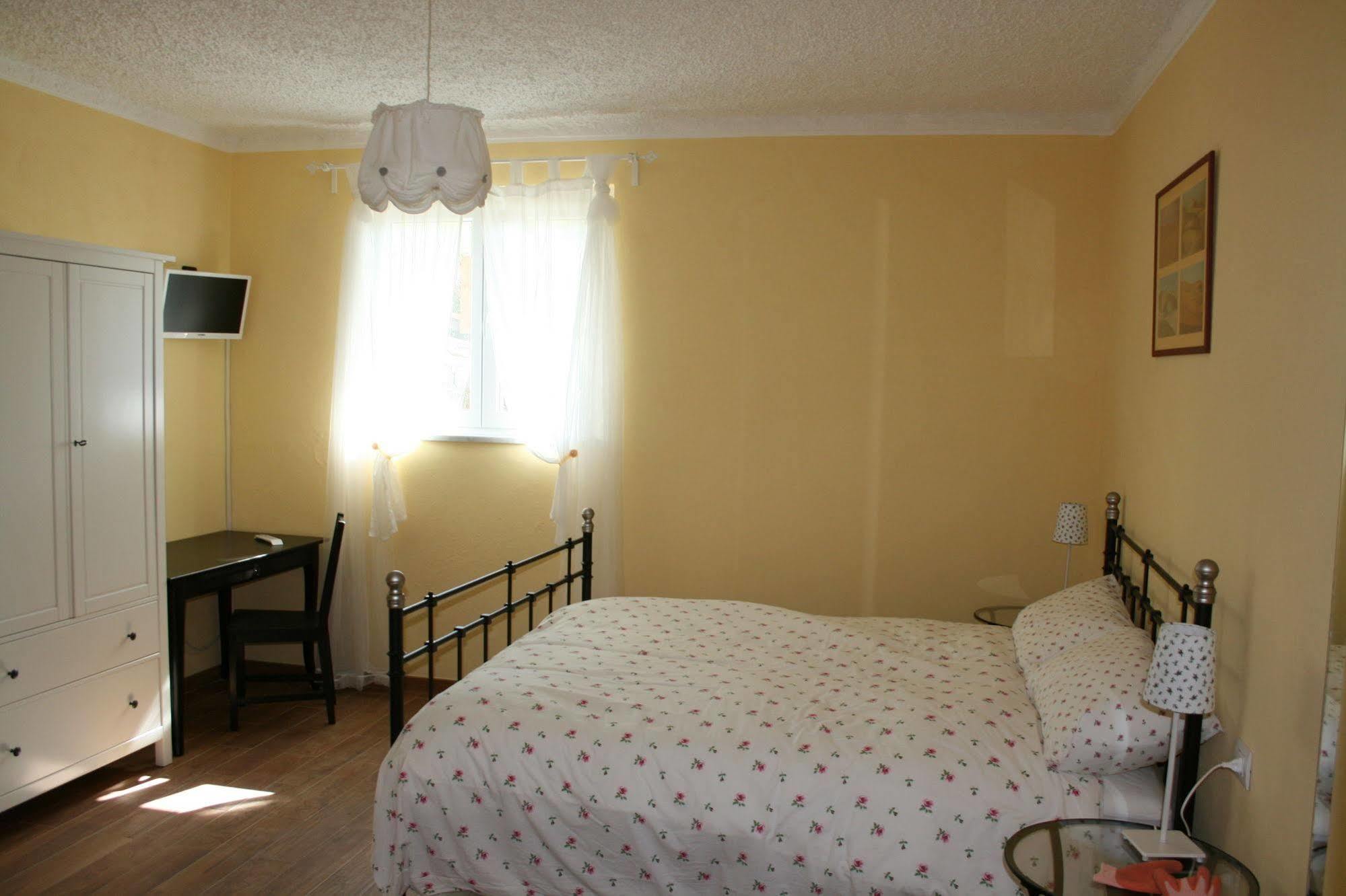 カザルツァ・リーグレ Ca De Pria Bed & Breakfast エクステリア 写真
